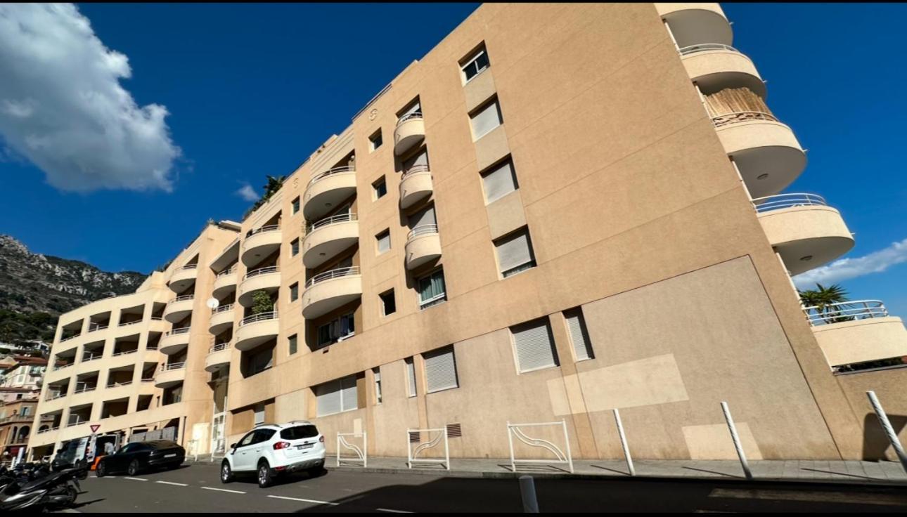Mari Stunning Apartment Next To Monaco With A Sea View Terrace بوزولي المظهر الخارجي الصورة